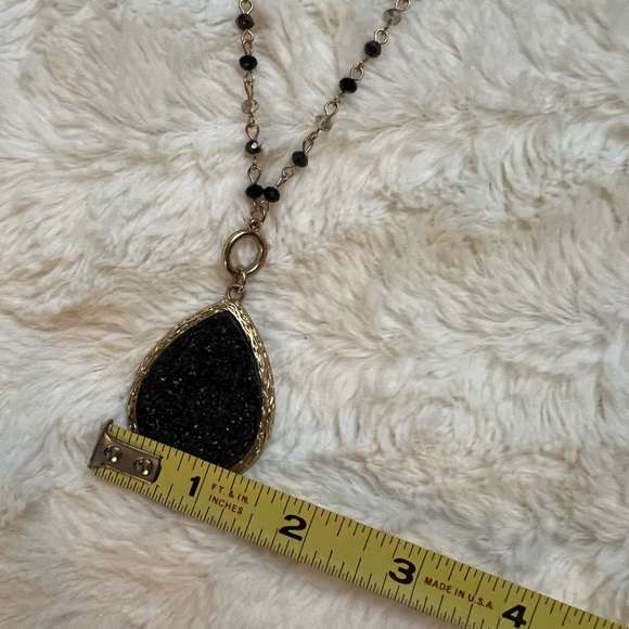 Black druzy and beaded long necklace. Very nice condition. - Picture 6 of 7